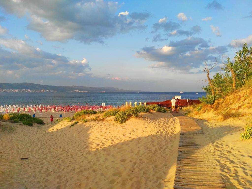 Apartment Konstantin In Trakia Plaza Sunny Beach Exterior foto